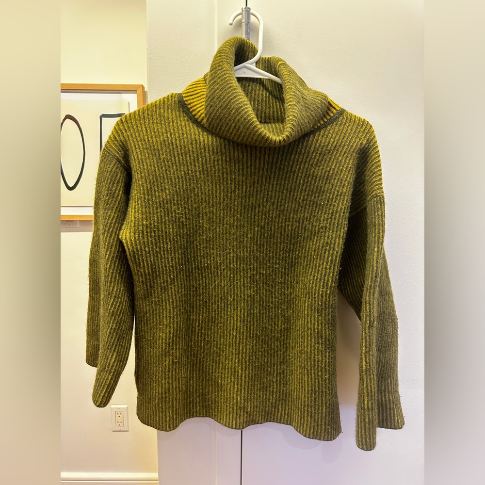 HAWICO Scotland 100% Chashmere Ribbed Yellow & Green Knit Sweater